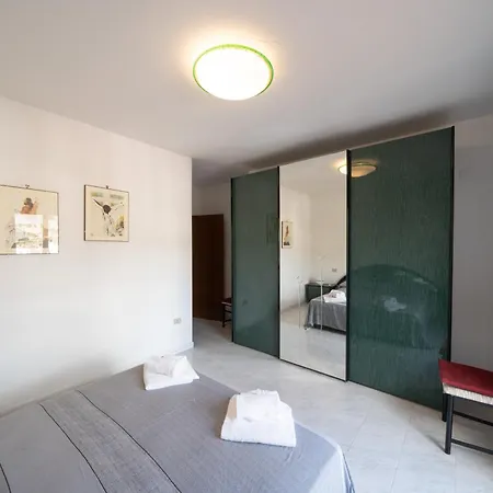 Mare E Monti Apartment